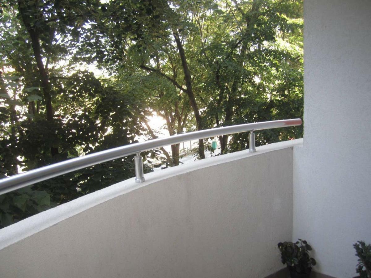 65 Square Meters Designer Apartment In Heart Of City - River View ! Park For Free Ni Exterior foto
